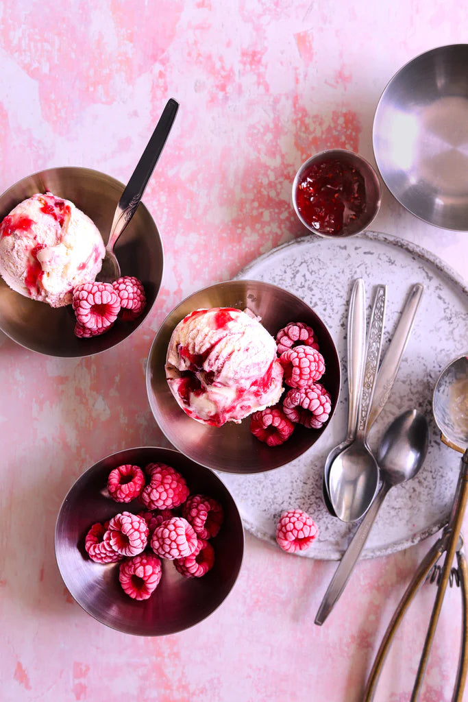 How to Choose the Right Food Photography Backdrop Using Colour Theory